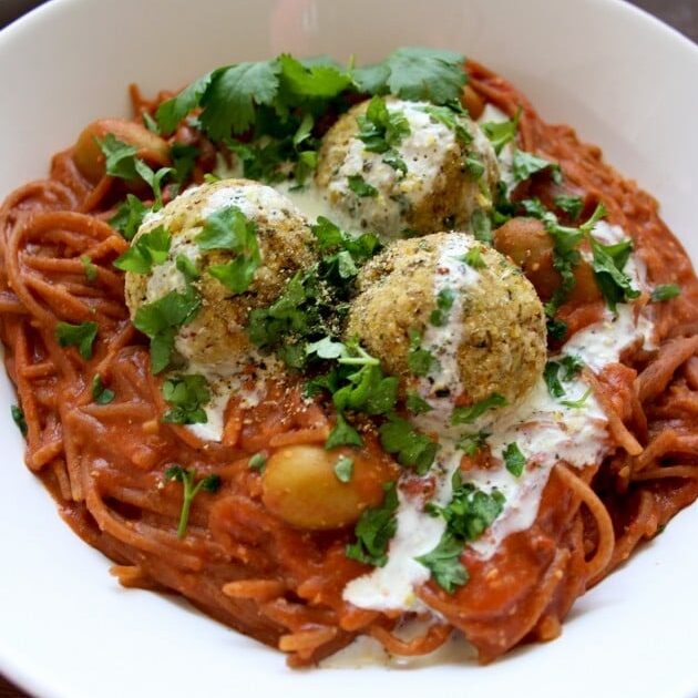 One-Pot Spaghetti and Vegan Meatballs